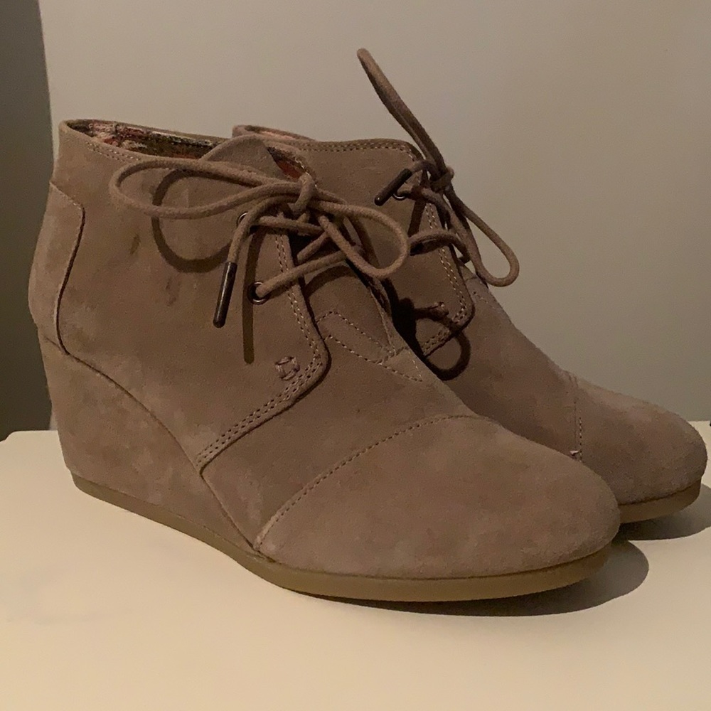 Toms Wedge Booties